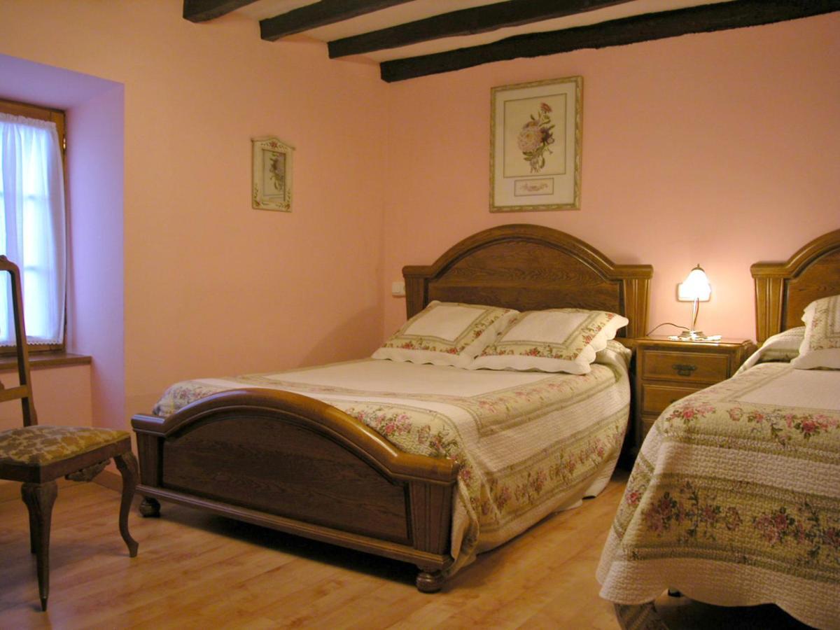 Casa Navarlaz S N Valcarlos ภายนอก รูปภาพ