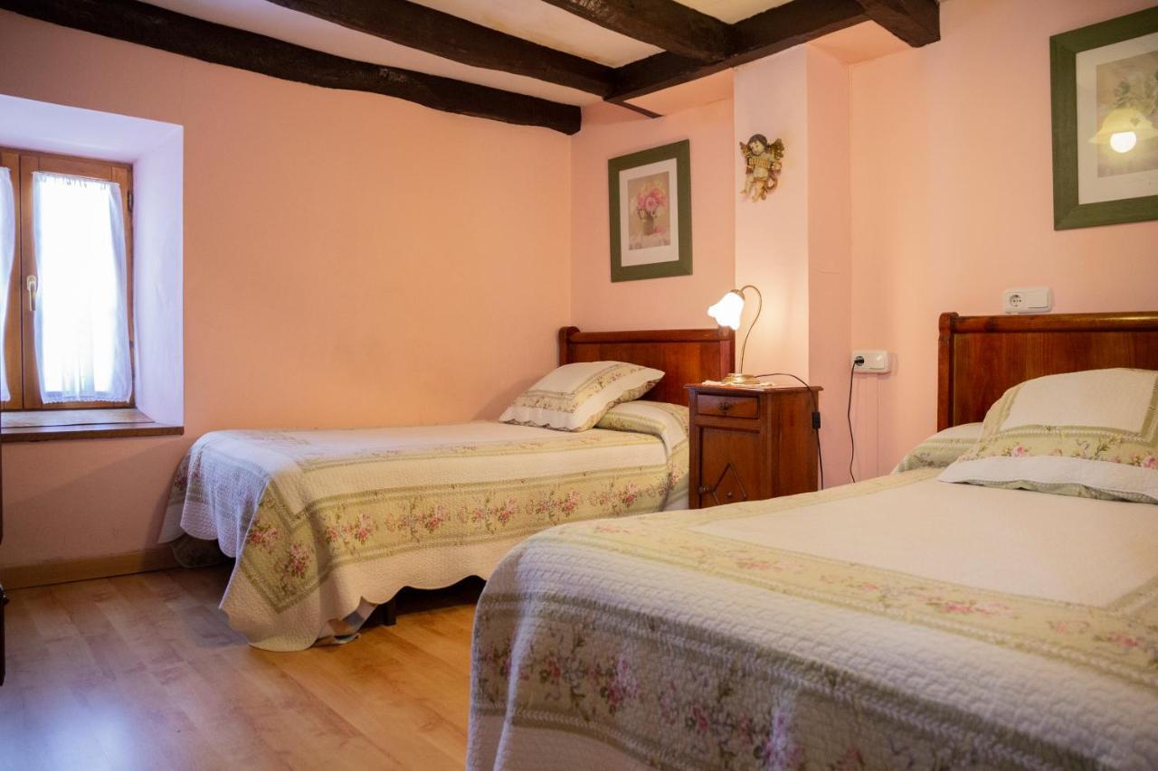 Casa Navarlaz S N Valcarlos ภายนอก รูปภาพ