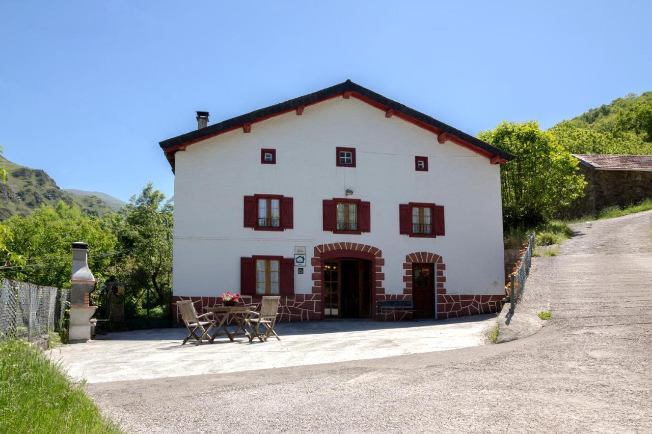 Casa Navarlaz S N Valcarlos ภายนอก รูปภาพ
