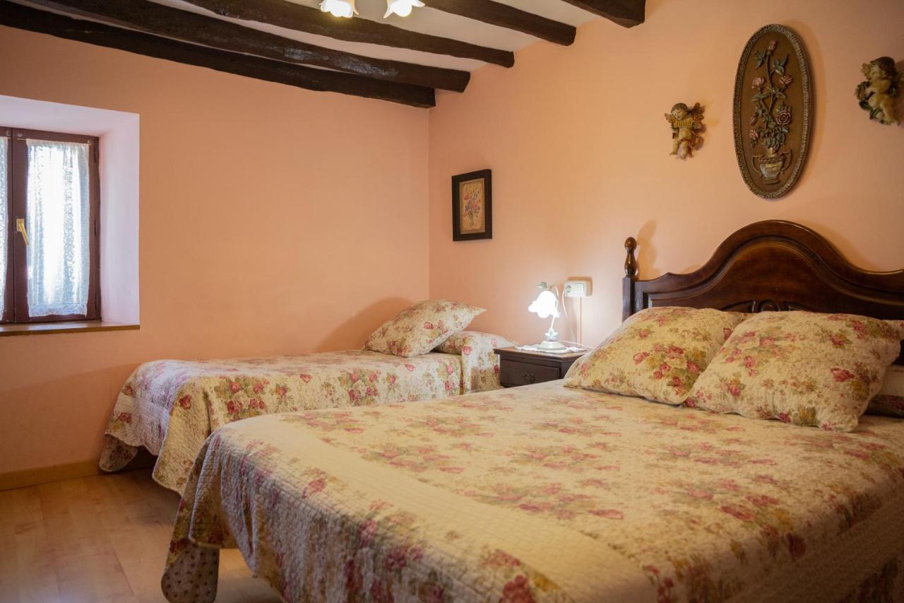 Casa Navarlaz S N Valcarlos ภายนอก รูปภาพ